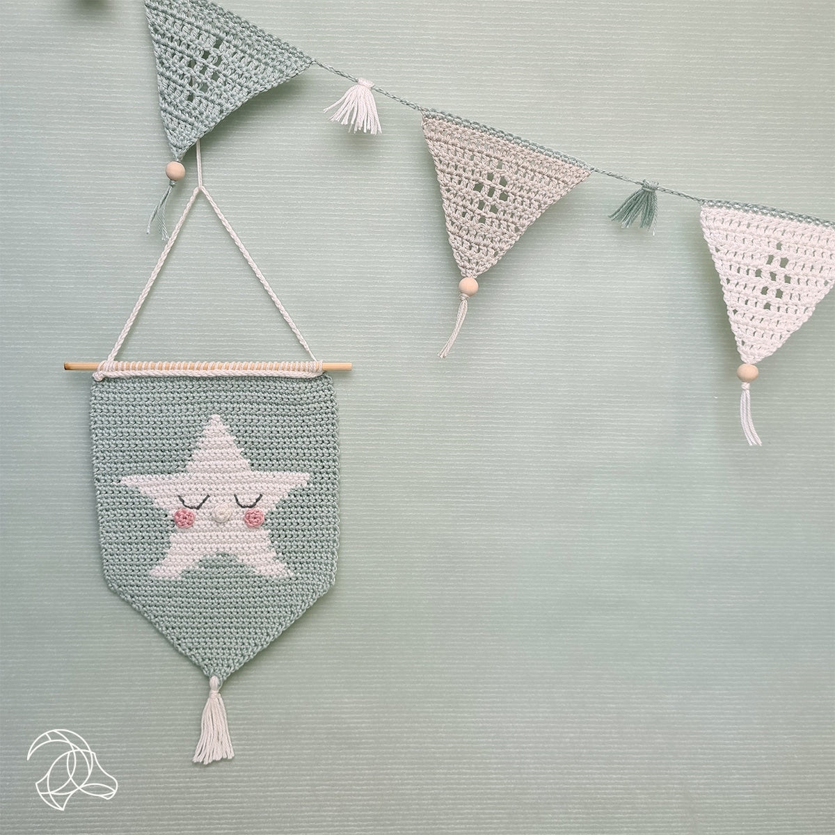 Hardicraft Crochet Kit - Bunting Boy