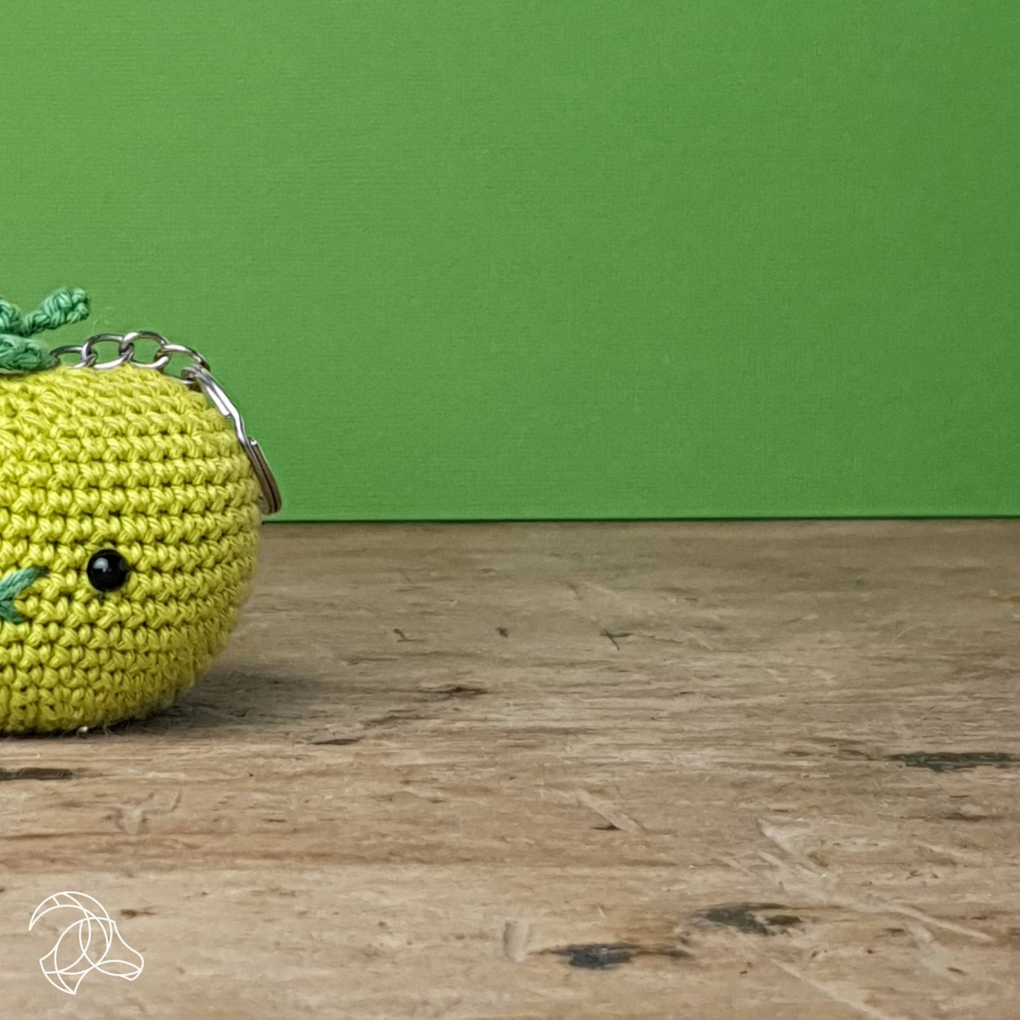 Hardicraft Crochet Kit - Keychain Apple