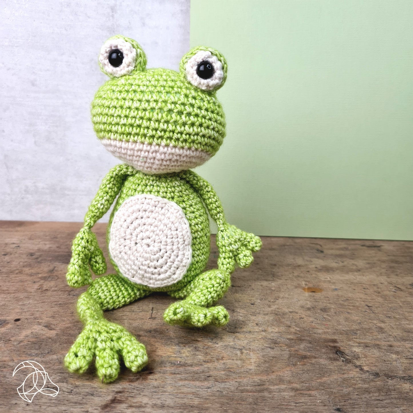 Hardicraft Crochet Kit - Vinny Frog