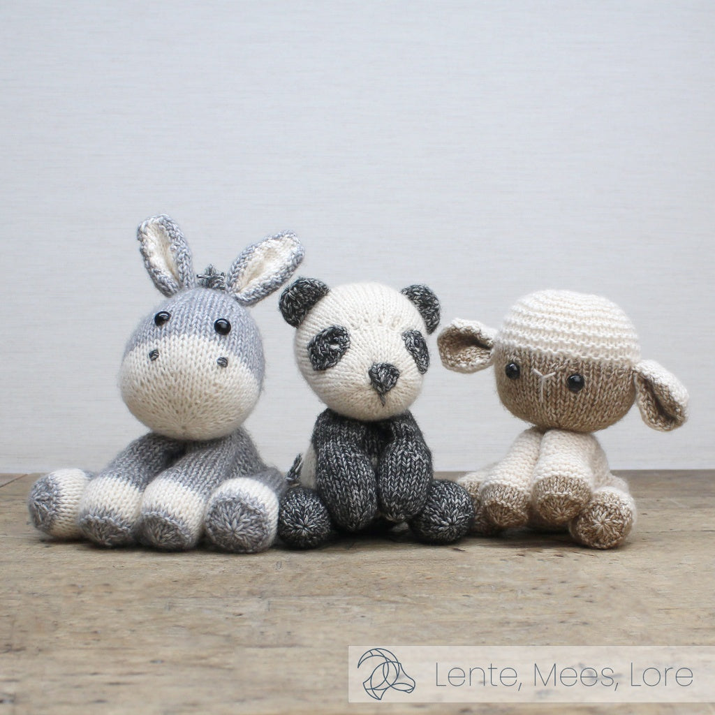 Hardicraft Knitting Kit - Mees Panda