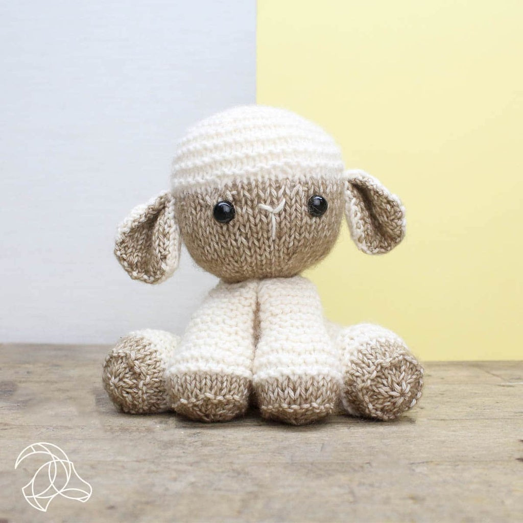 Hardicraft Knitting Kit - Lore Lamb