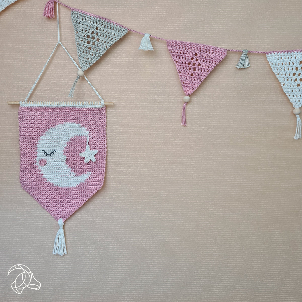 Hardicraft Crochet Kit - Banner Moon