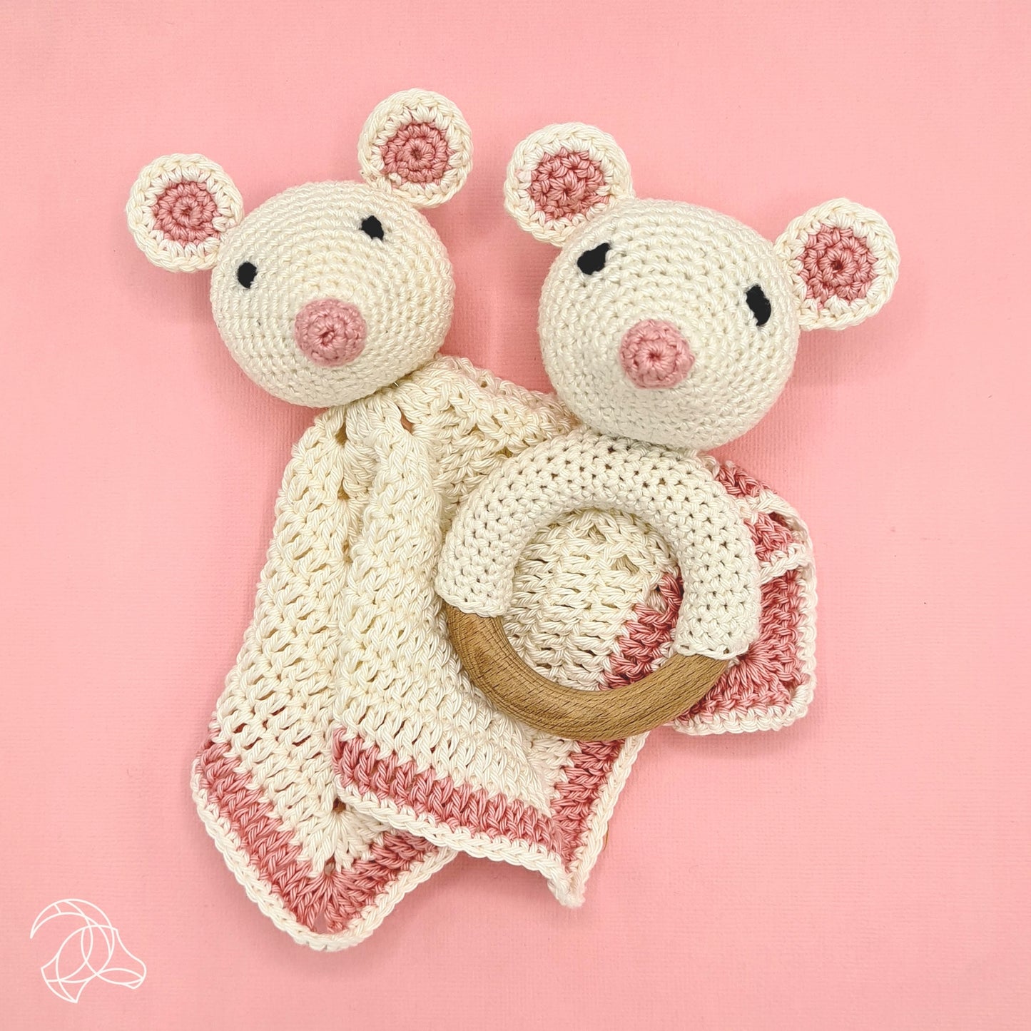 Hardicraft Crochet Kit - Cuddle Cloth Mouse