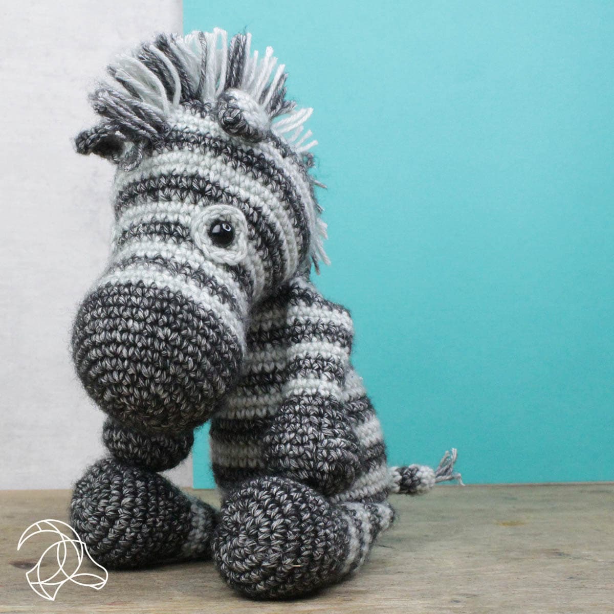 Hardicraft Crochet Kit - Dirk Zebra